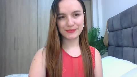 Snapshot of valeriafrannco chatting on February 15, 10:00 pm valeriafrannco online show from February 15, 10:00 pm