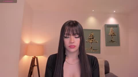Snapshot of valeriariverax chatting on October 6, 12:27 am Valeria online show from October 6, 12:27 am