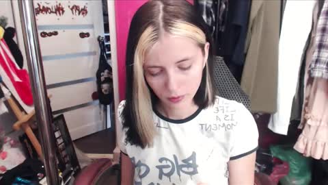 ValeriaXKiss online show from February 22, 9:56 am