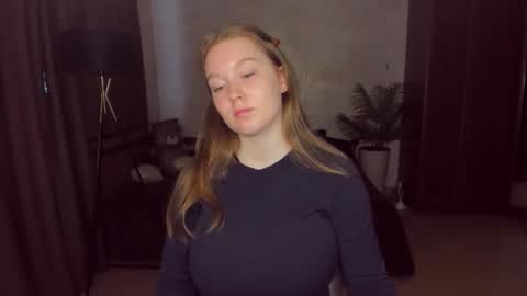 ValeriCherry online show from May 28, 5:49 am