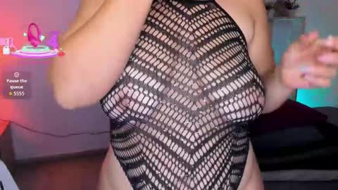 Snapshot of valerie_21 chatting on September 25, 9:19 am Valeriee online show from September 25, 9:19 am