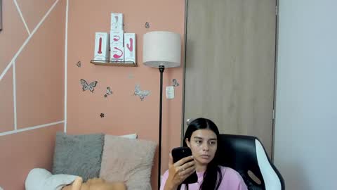 Snapshot of valerihouse chatting on January 30, 10:08 pm Juli C online show from January 30, 10:08 pm