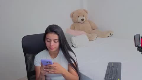 Juli C online show from February 12, 1:29 am