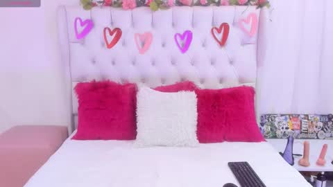Snapshot of valerik_cano chatting on March 4, 7:11 pm valeria111111 online show from March 4, 7:11 pm