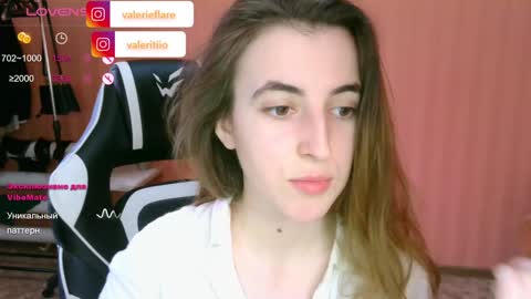 Snapshot of valeritiio chatting on December 8, 4:35 am valeritiio online show from December 8, 4:35 am