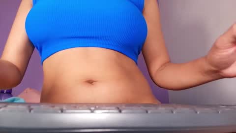 Snapshot of valery_97 chatting on January 16, 3:02 am Valeryn online show from January 16, 3:02 am