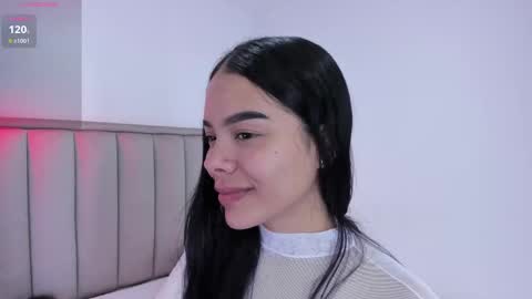 Snapshot of valery__nova chatting on October 3, 1:00 am Cris online show from October 3, 1:00 am