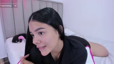 Snapshot of valery__nova chatting on February 22, 6:04 pm Cris online show from February 22, 6:04 pm
