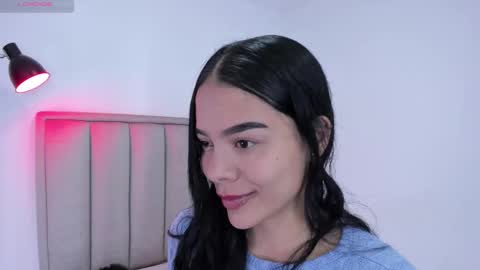 Snapshot of valery__nova chatting on October 23, 2:50 am Cris online show from October 23, 2:50 am