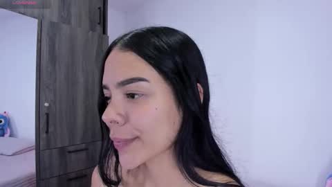 Cris  online show from February 14, 9:17 pm