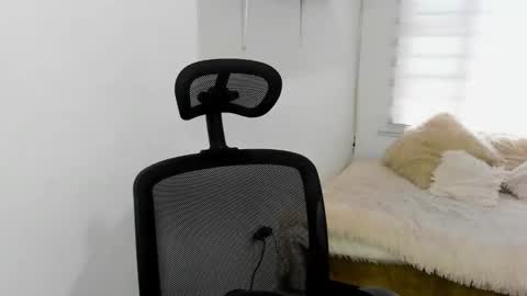 valery_bonnet1 online show from November 17, 6:52 pm