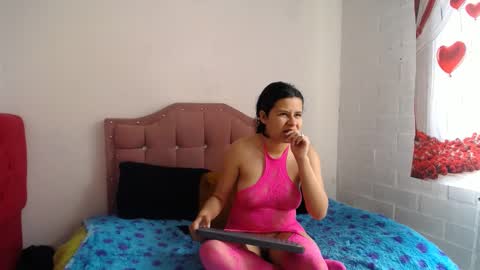 Snapshot of valery_hot_bg chatting on October 10, 5:18 pm valery_hot_bg online show from October 10, 5:18 pm