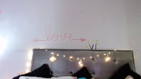  Ana Paula  online show from December 13, 1:04 am