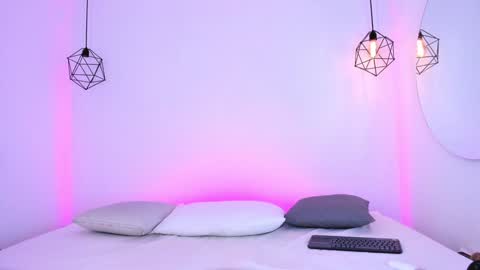 Snapshot of valery_santorini chatting on December 18, 11:24 am VALERY online show from December 18, 11:24 am