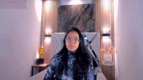 Val online show from April 20, 11:57 am