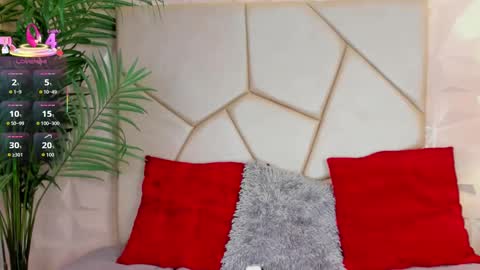 Snapshot of valerydiamond_ chatting on September 27, 1:13 am Valery online show from September 27, 1:13 am