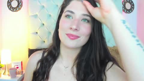 Snapshot of valeryfoxt chatting on January 4, 4:12 am valery online show from January 4, 4:12 am