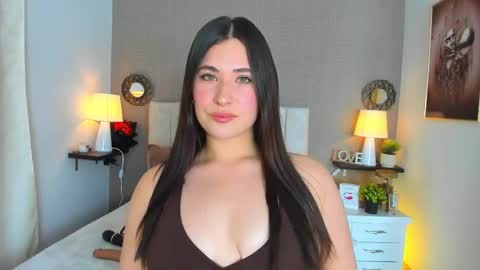 valery online show from June 6, 1:12 am