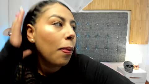 i AM VALERY  online show from November 4, 12:43 pm