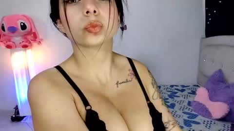 Snapshot of valerymind chatting on February 7, 6:24 pm Valery Min online show from February 7, 6:24 pm