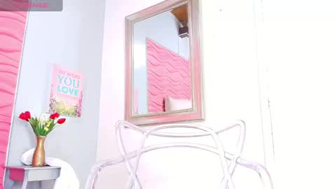 Snapshot of valerynbrown chatting on February 26, 7:51 pm valery online show from February 26, 7:51 pm