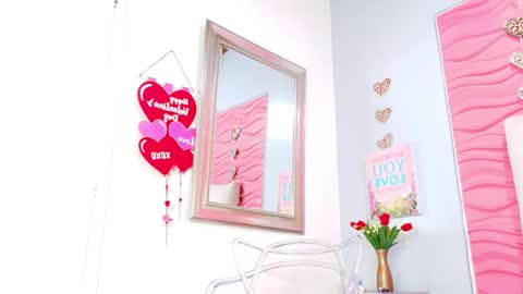 Snapshot of valerynbrown chatting on February 14, 8:26 pm valery online show from February 14, 8:26 pm