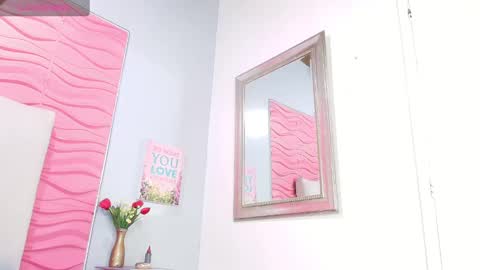 Snapshot of valerynbrown chatting on February 24, 8:36 pm valery online show from February 24, 8:36 pm