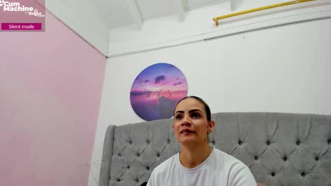 Valesskahall online show from November 11, 12:13 pm