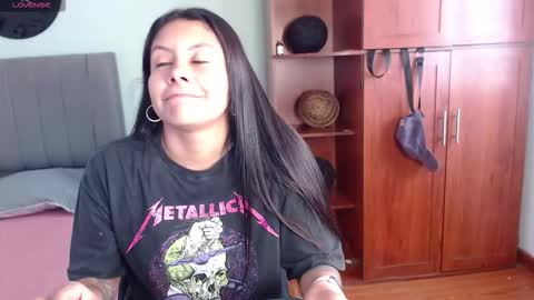 valevicious online show from February 18, 7:13 pm