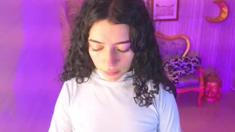 Valkiria  online show from December 3, 1:24 pm