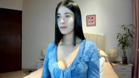 Macarena online show from June 23, 3:15 am