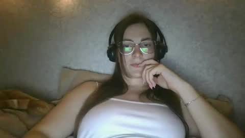 valleria21 online show from May 26, 8:08 pm