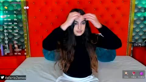 Valerie Val V online show from March 6, 9:59 am