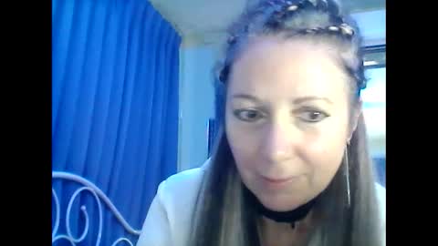 Snapshot of valleriwind chatting on January 28, 1:29 am ValleriWind online show from January 28, 1:29 am