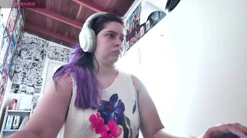 Im Violet online show from April 23, 3:47 pm