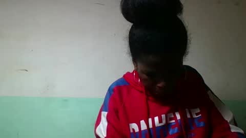 vanafiry online show from January 12, 3:35 pm