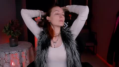 Snapshot of vandarossi chatting on January 16, 9:27 am Vanda online show from January 16, 9:27 am