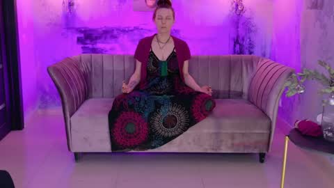 Snapshot of vandarossi chatting on December 27, 5:20 am Vanda online show from December 27, 5:20 am