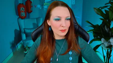 Snapshot of vandarossi chatting on February 5, 5:52 am Vanda online show from February 5, 5:52 am