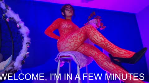 Vanelope online show from April 5, 2:10 am