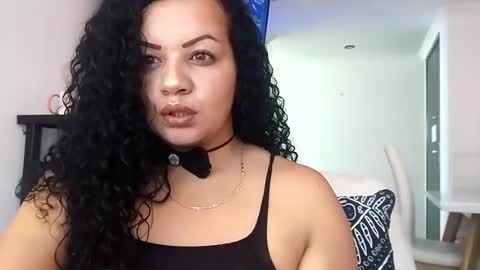 vanessa and samantha online show from July 7, 12:19 pm