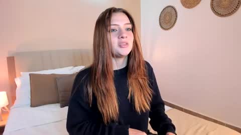 vanessa_foxyy online show from May 25, 7:57 pm