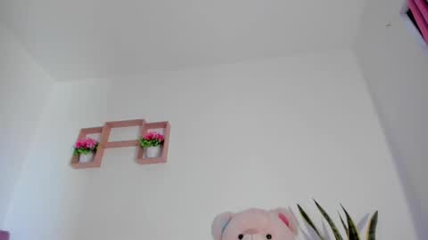 vanessa online show from February 4, 1:14 pm