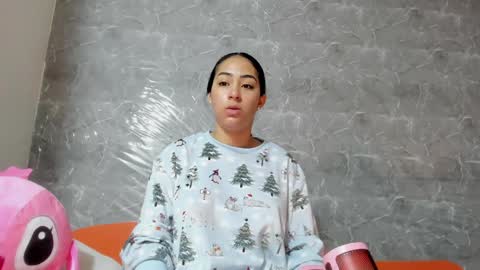 vanessaadol online show from February 7, 9:37 am