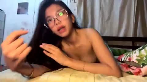 vanessam03 online show from July 16, 3:38 pm