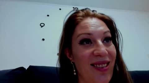 Snapshot of vanessasquirtt chatting on September 27, 3:58 am Vanessa online show from September 27, 3:58 am