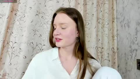 Luna online show from April 20, 5:16 pm