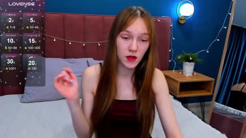 Sofia online show from December 5, 1:25 am