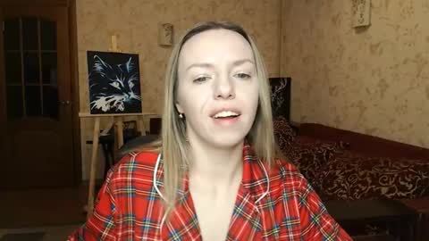 Snapshot of vanillamuffin chatting on February 24, 7:20 am VanillaMuffin online show from February 24, 7:20 am