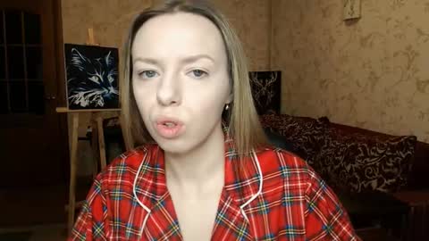 Snapshot of vanillamuffin chatting on March 4, 6:58 am VanillaMuffin online show from March 4, 6:58 am
